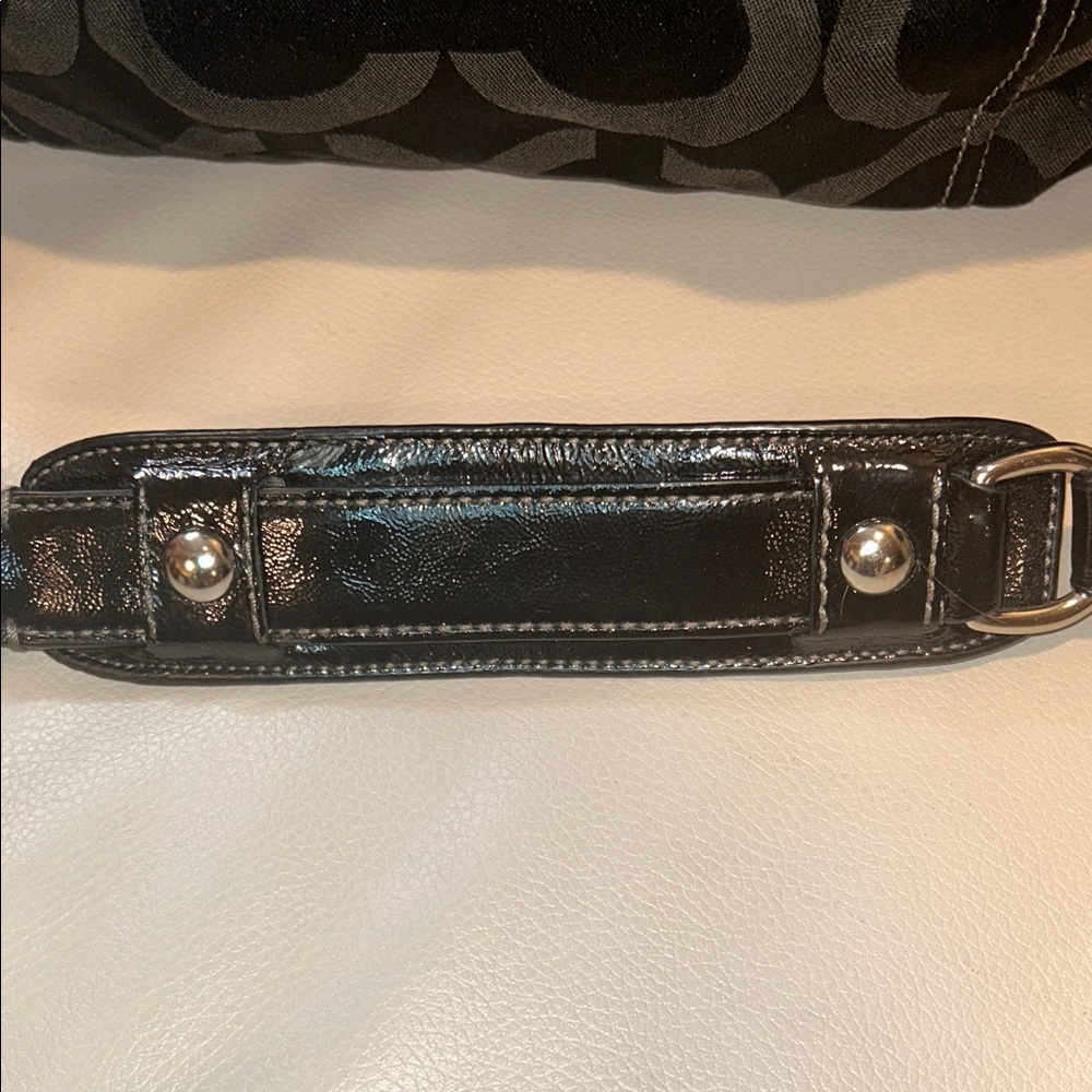 Coach Y2K Madison Olive and Black Signature Satchel - Picture 7 of 15
